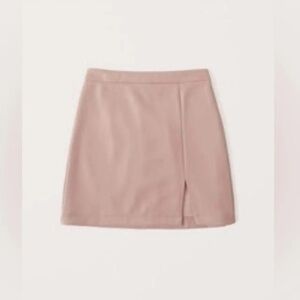 Abercrombie & Fitch Mini Skirt in Light Pink Blush Size XS